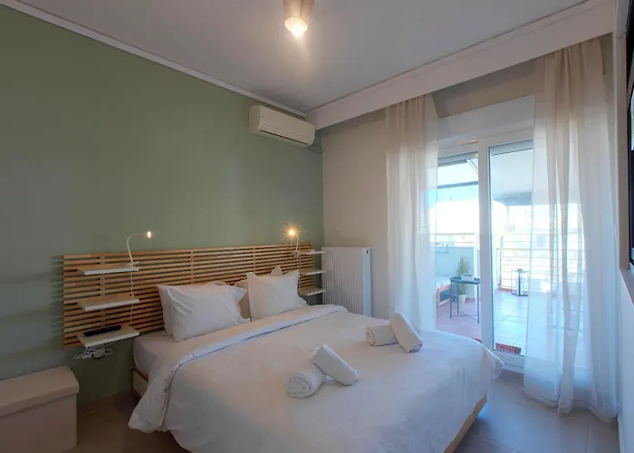 New Cozy Apt With Balcony Close To Analipsi Metro