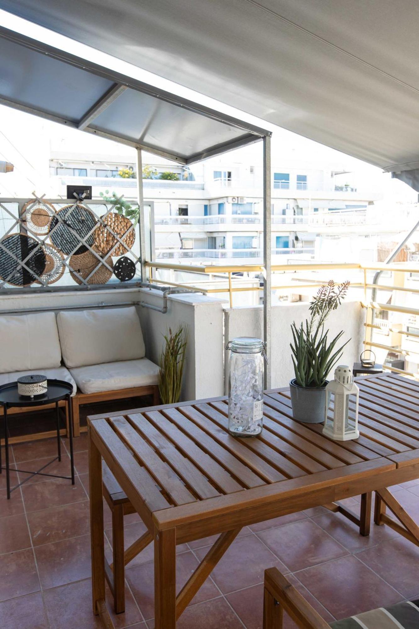 New Cozy With Balcony Close To Analipsi Metro