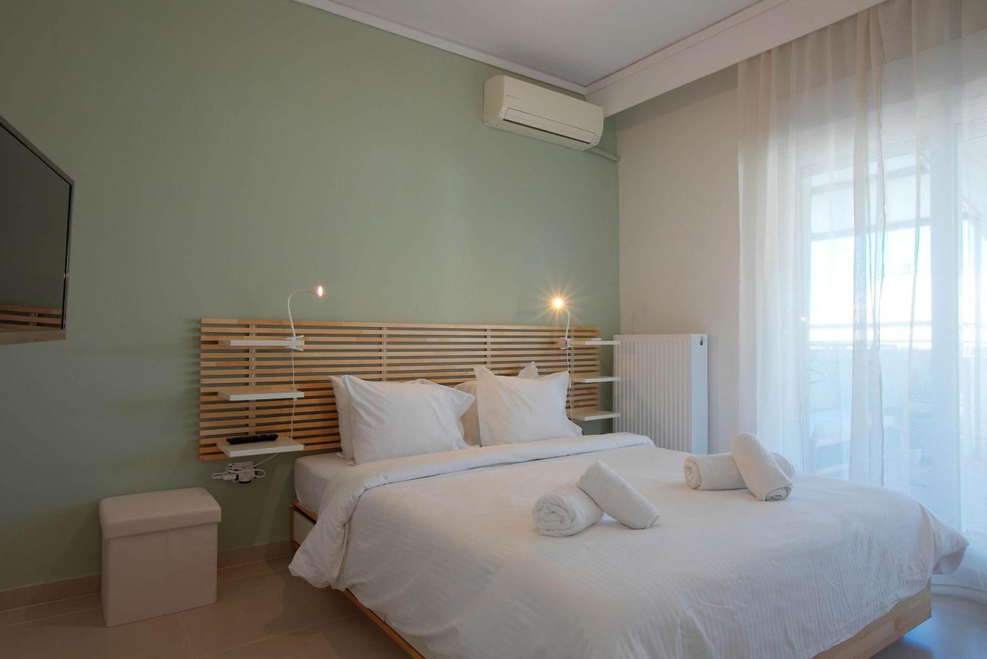 New Cozy With Balcony Close To Analipsi Metro Apartment