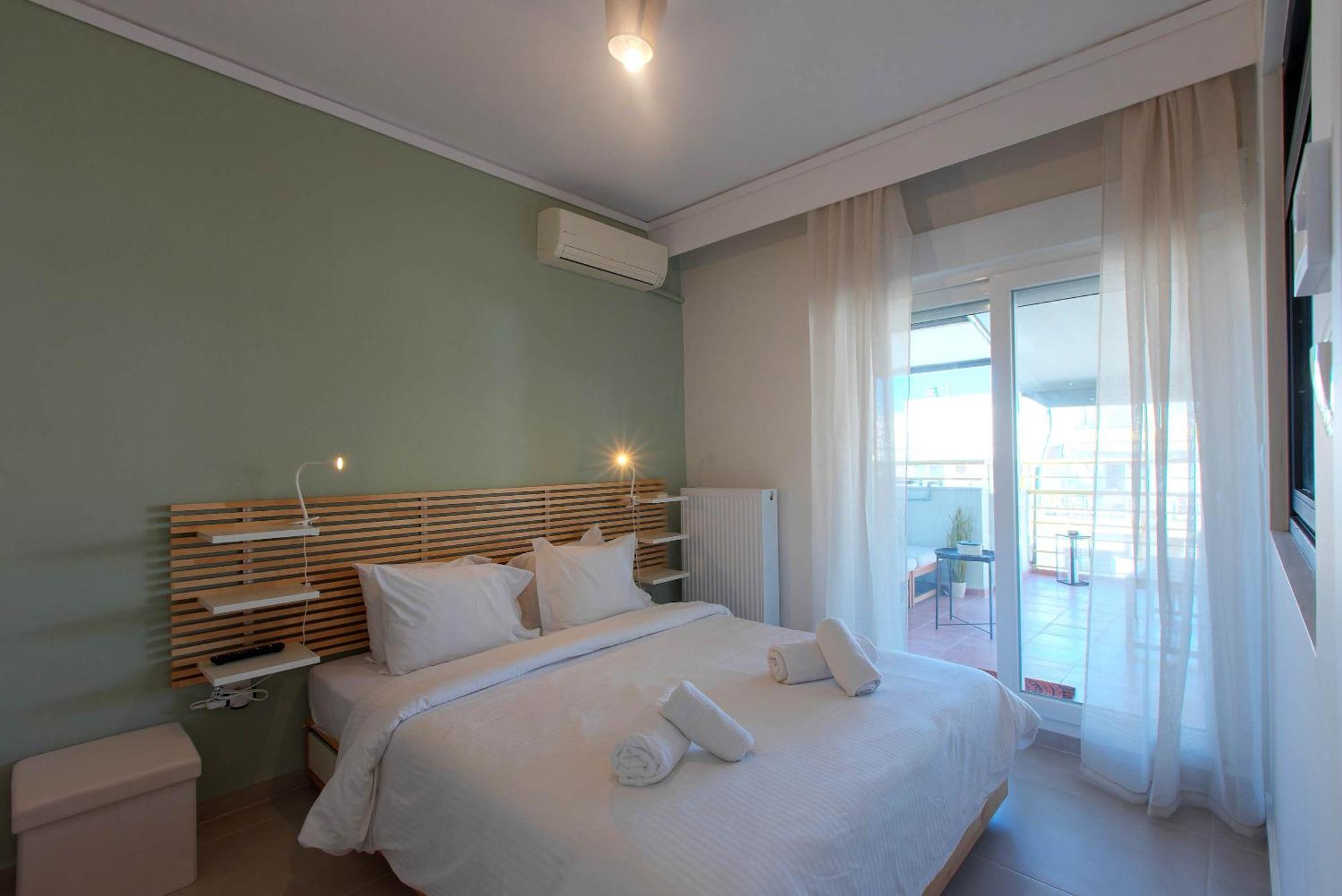 Apartment New Cozy With Balcony Close To Analipsi Metro Thessaloniki